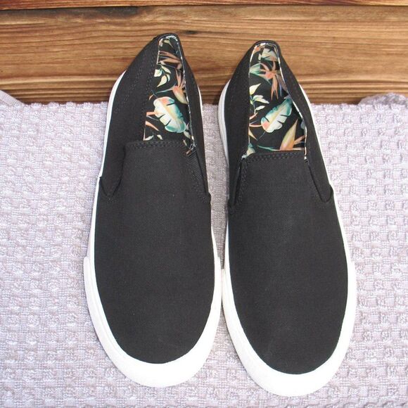 NWOB Vionic Groove Slip On Sneaker - Picture 4 of 11